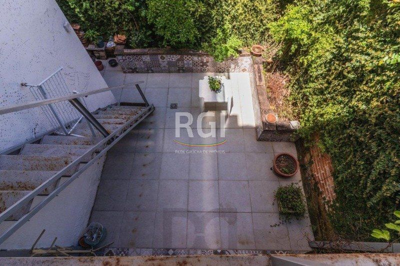 Casa para Venda - 490m², 3 dormitórios, sendo 1 suites, Floresta — foto 27