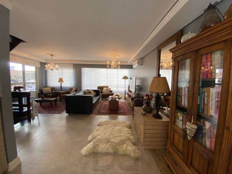 Casa em Condomínio para Comprar no bairro Pedra Redonda com 4 suítes — foto 30