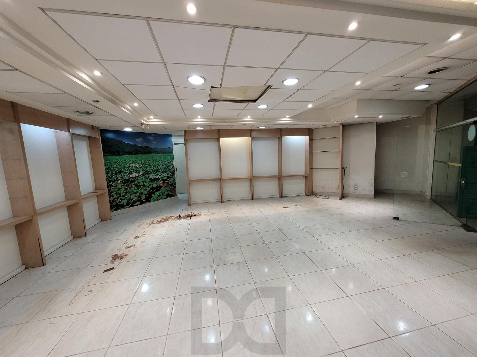 🏙️ Loja comercial para venda no Centro Histórico! — foto 2