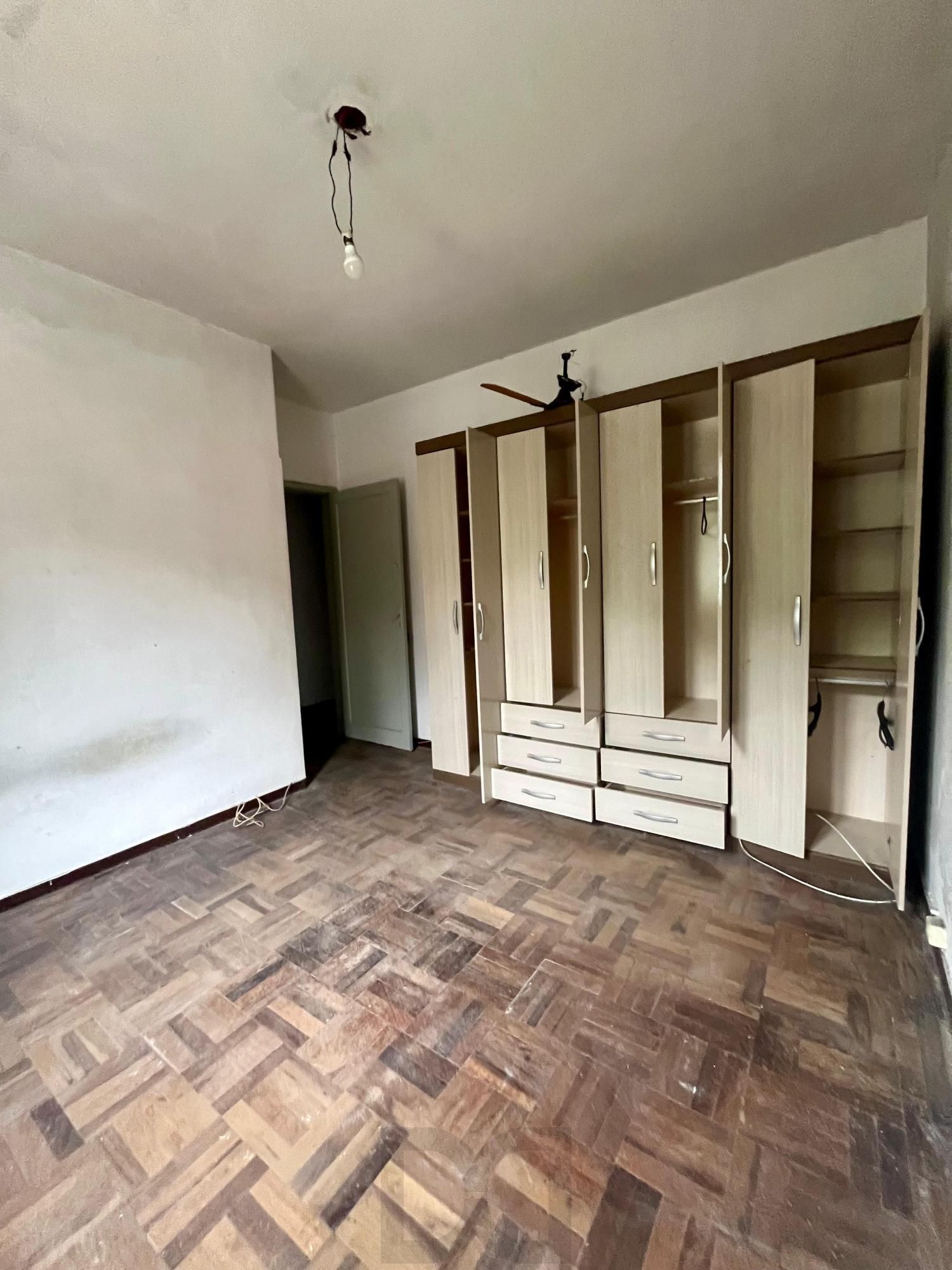 🏡 APARTAMENTO TERREO À VENDA — MENINO DEUS — foto 4