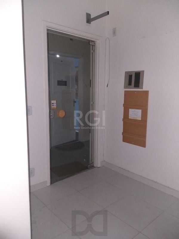 MÁFFER IMÓVEIS ALUGA Sala Comercial na Av. Cristóvão Colombo – Próxima à Félix da Cunha- 32.71m² — foto 7