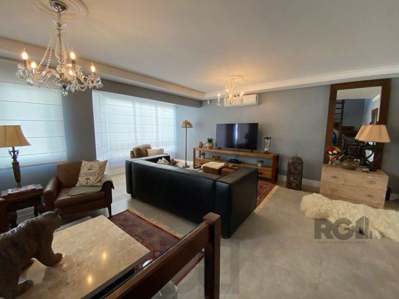 Casa em Condomínio para Comprar no bairro Pedra Redonda com 4 suítes — foto 37