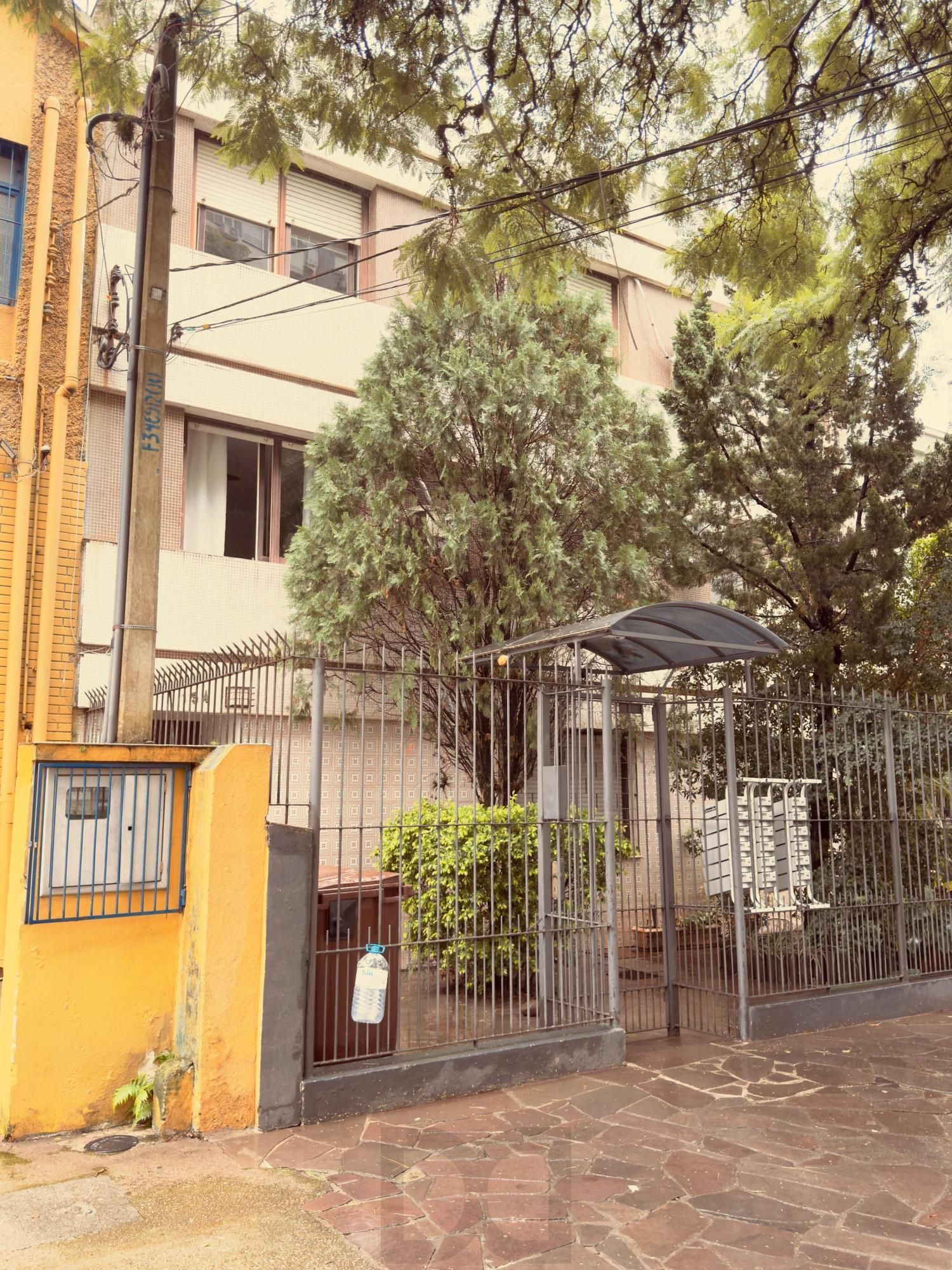 🏡 EXCELENTE APARTAMENTO SEMIMOBILIADO COM 2 DORMITÓRIOS NO SÃO JOÃO — foto 1