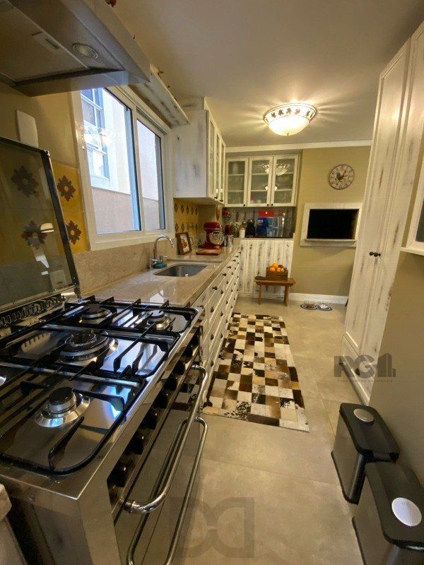 Casa em Condomínio para Comprar no bairro Pedra Redonda com 4 suítes — foto 26