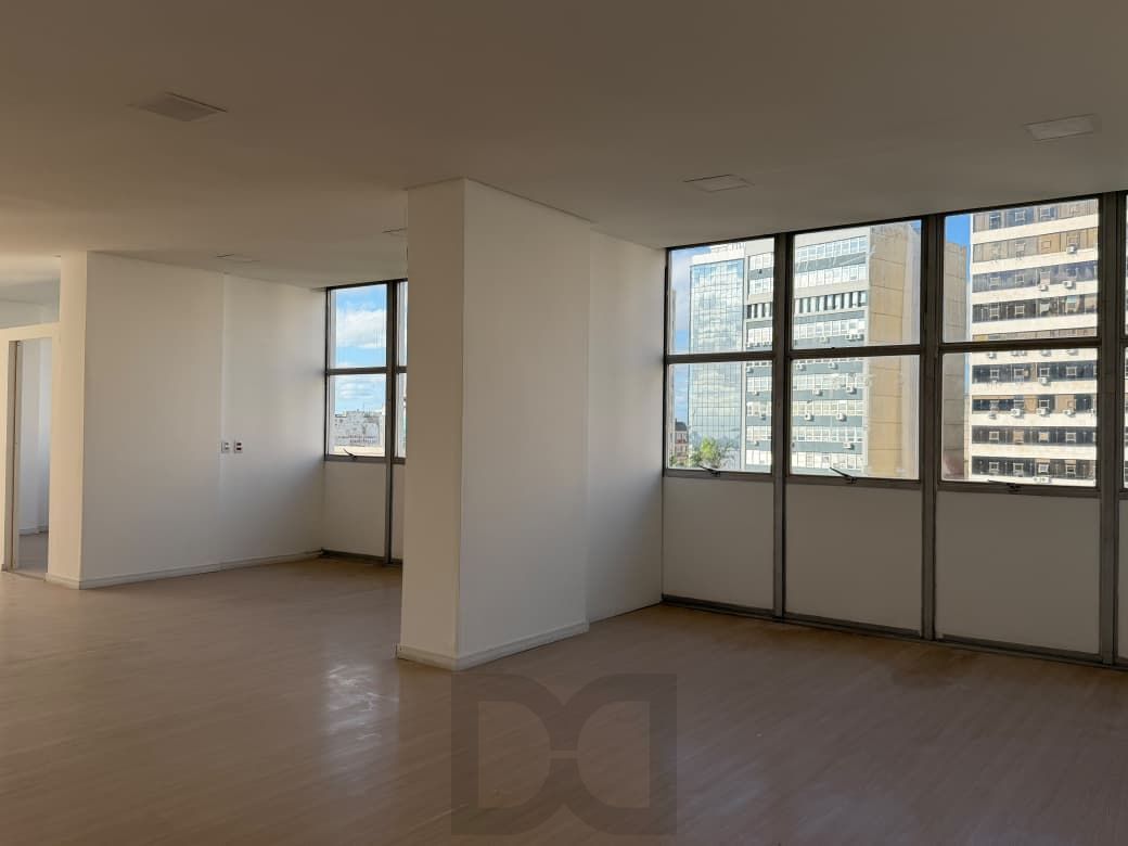 🏢✨BELO CONJUNTO COMERCIAL NO CENTRO DE PORTO ALEGRE COM VISTA PARA O GUAÍBA!✨🏢 — foto 25