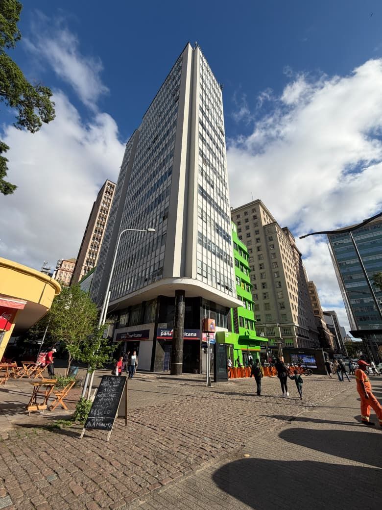 🏢✨BELO CONJUNTO COMERCIAL NO CENTRO DE PORTO ALEGRE COM VISTA PARA O GUAÍBA!✨🏢 — foto 1