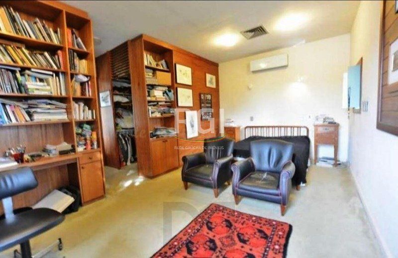 Casa para Venda - 276m², 3 dormitórios, sendo 1 suites, 5 vagas - Medianeira — foto 13