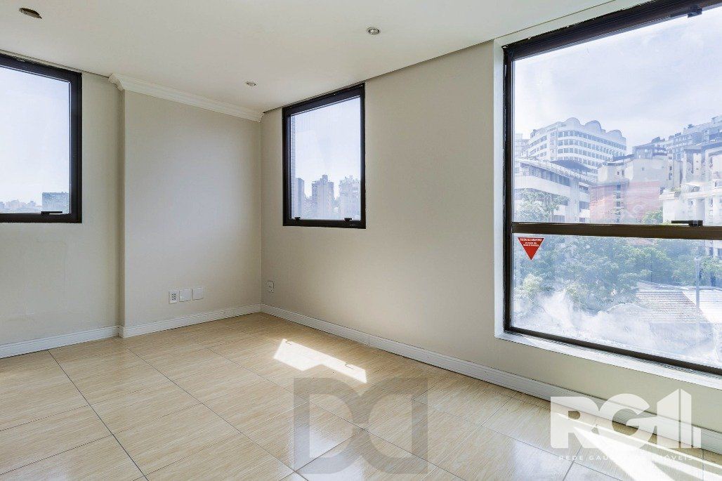 Sala Comercial na Av. Goethe - Porto Alegre com Garagem — foto 7