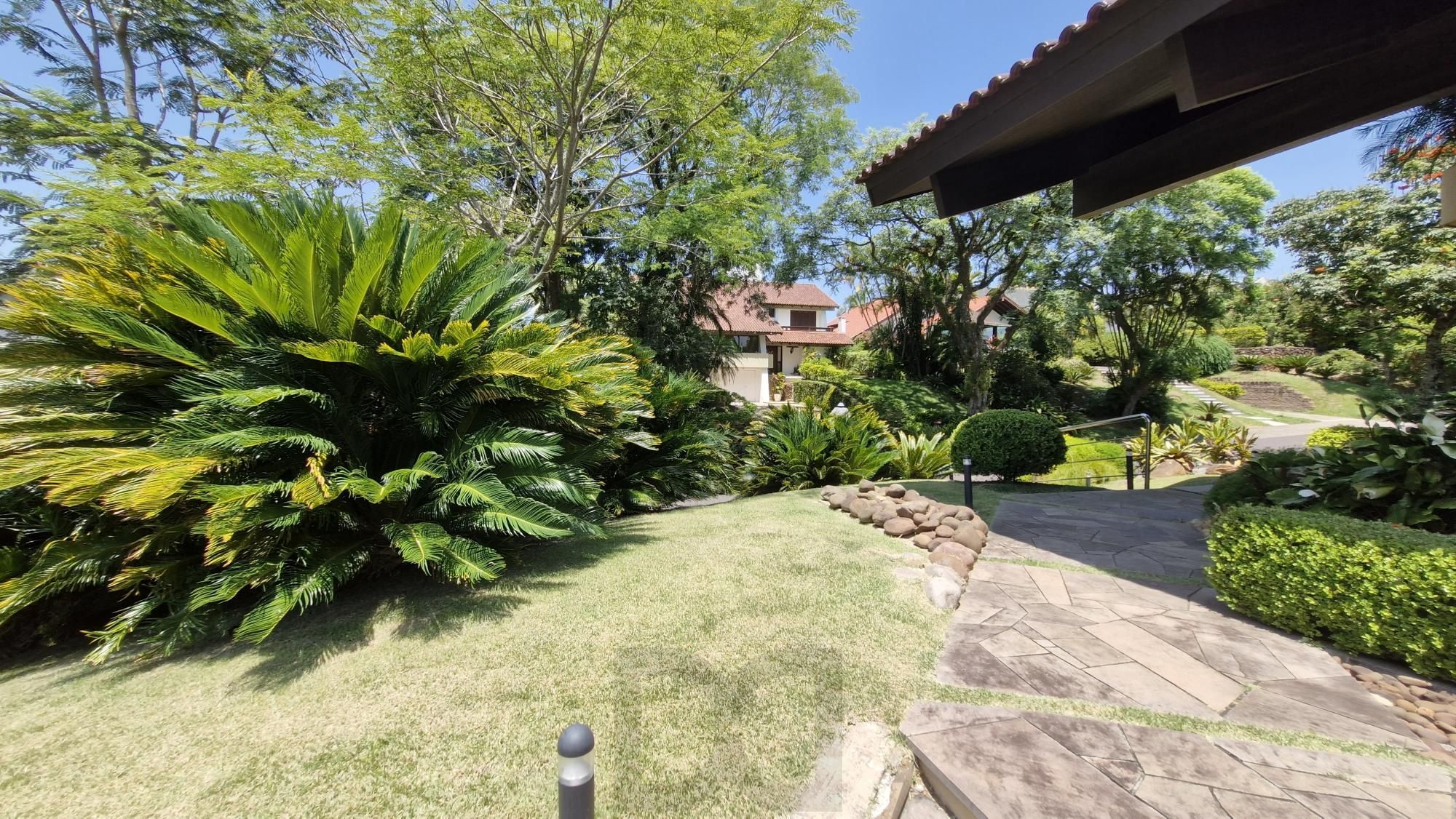 Residência de alto padrão no CONDOMÍNIO HORIZONTAL JARDIM DO SOL na zona sul de Porto Alegre — foto 74