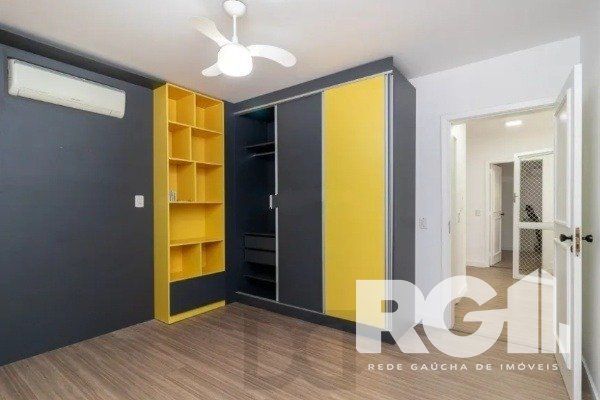 Ótima Residência com quatro dormitórios em Ipanema — foto 8
