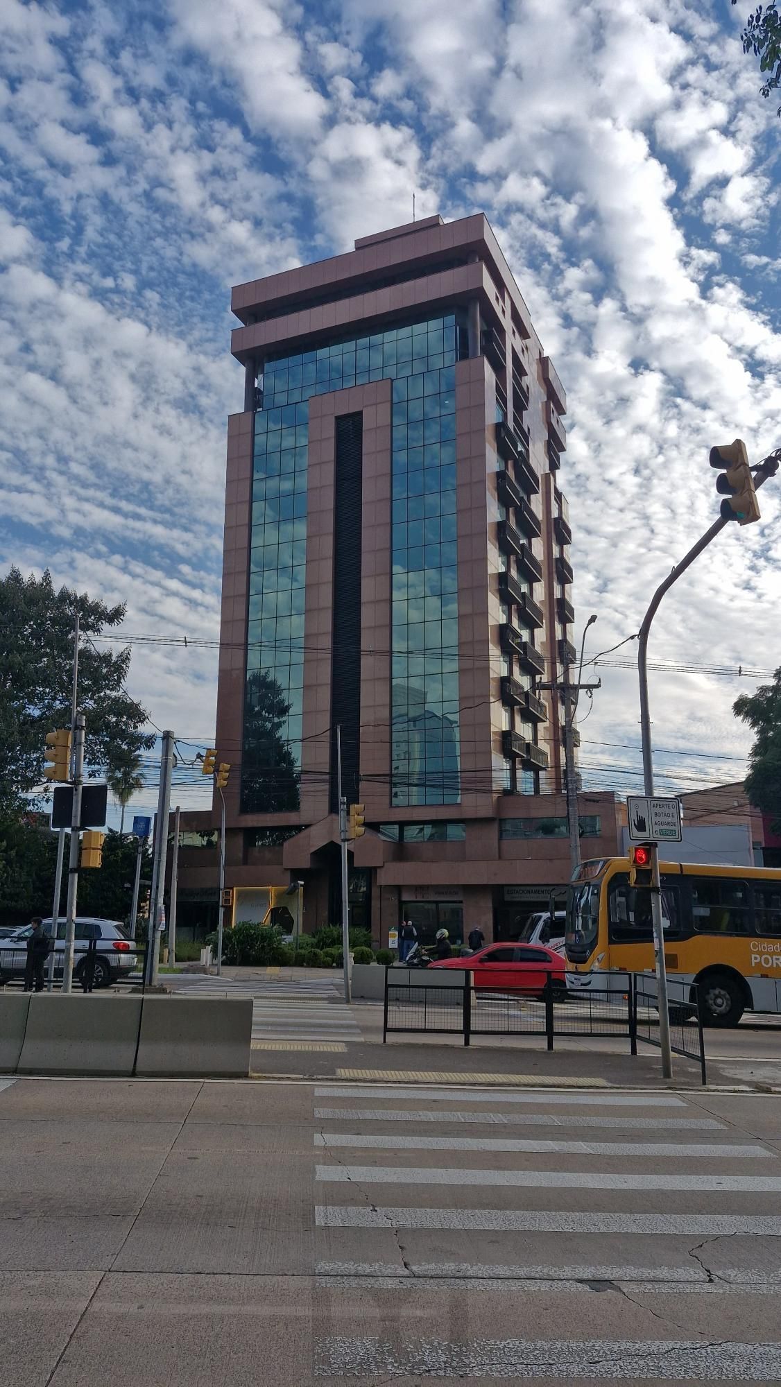 Sala Comercial próxima a Carlos Gomes — foto 1