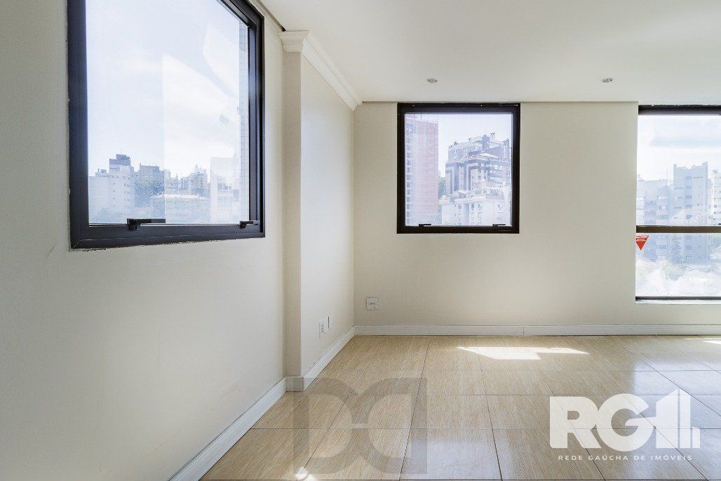 Sala Comercial na Av. Goethe - Porto Alegre com Garagem — foto 8
