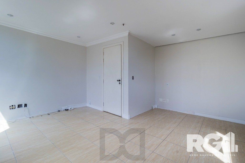 Sala Comercial na Av. Goethe - Porto Alegre com Garagem — foto 9