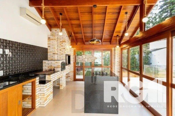 Ótima Residência com quatro dormitórios em Ipanema — foto 3
