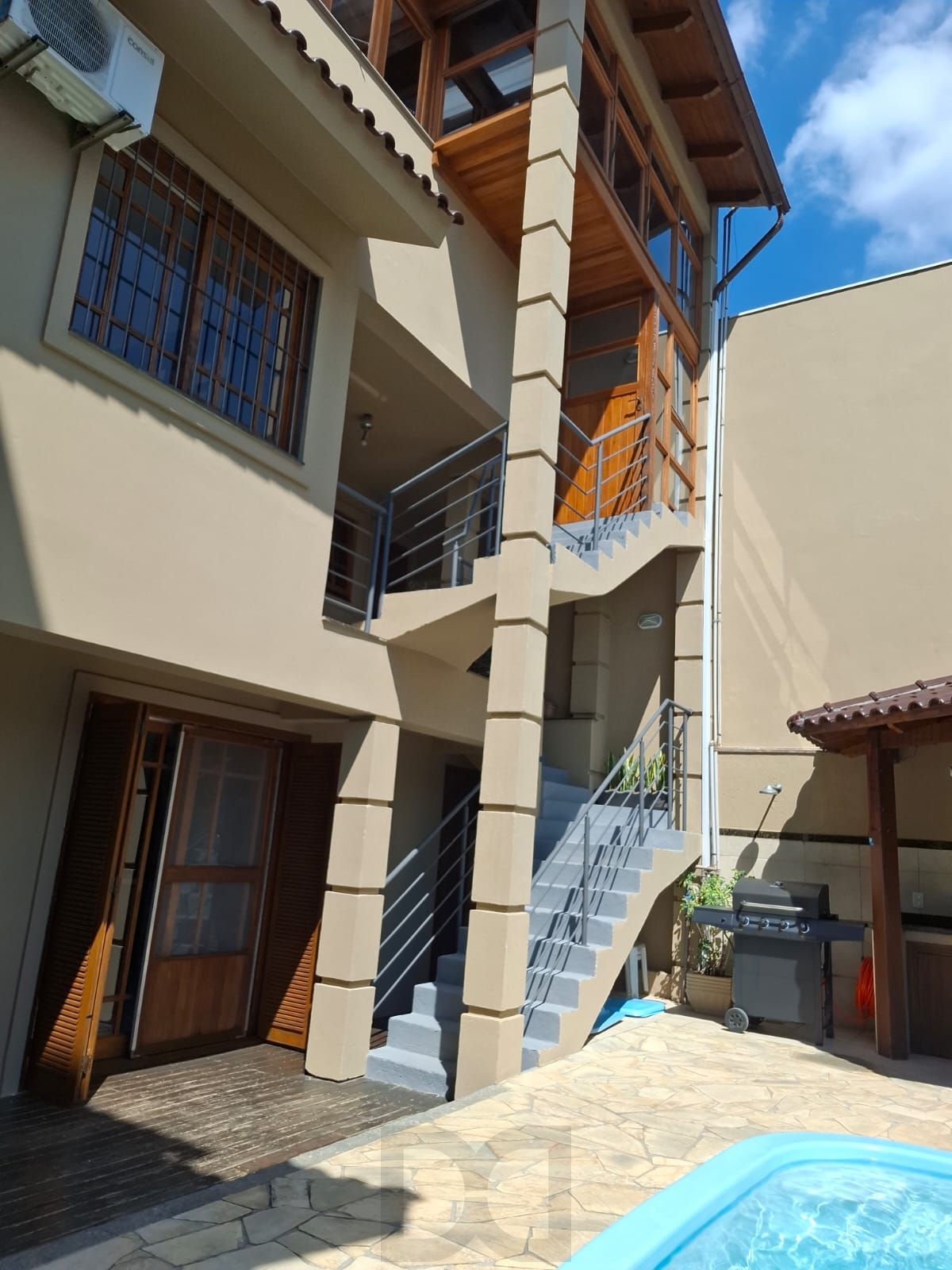 Excelente Sobrado no Jardim Itú Sabará com quatro Dormitórios sendo três Suites. — foto 52