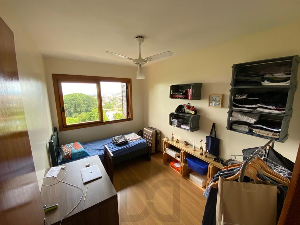 Excelente Casa no Condomínio Horizontal Residencial Valência bairro Tristeza — foto 11