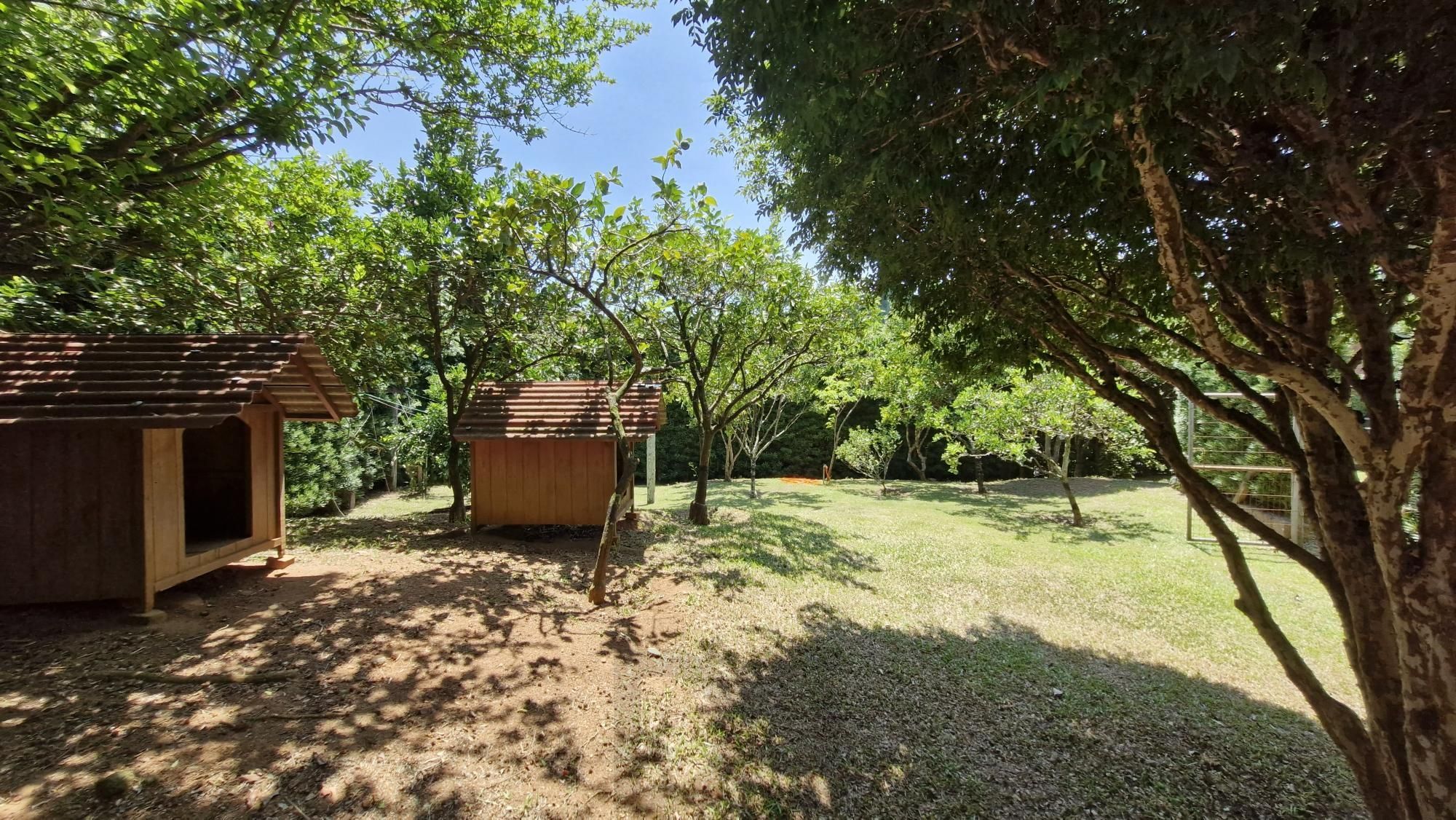 Residência de alto padrão no CONDOMÍNIO HORIZONTAL JARDIM DO SOL na zona sul de Porto Alegre — foto 85