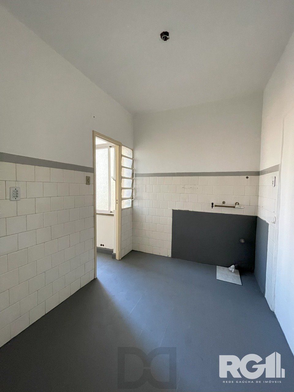 Apartamento de dois dormitórios na Cidade Baixa — foto 4