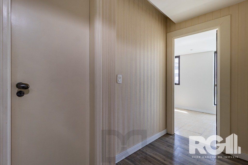 Sala Comercial na Av. Goethe - Porto Alegre com Garagem — foto 2