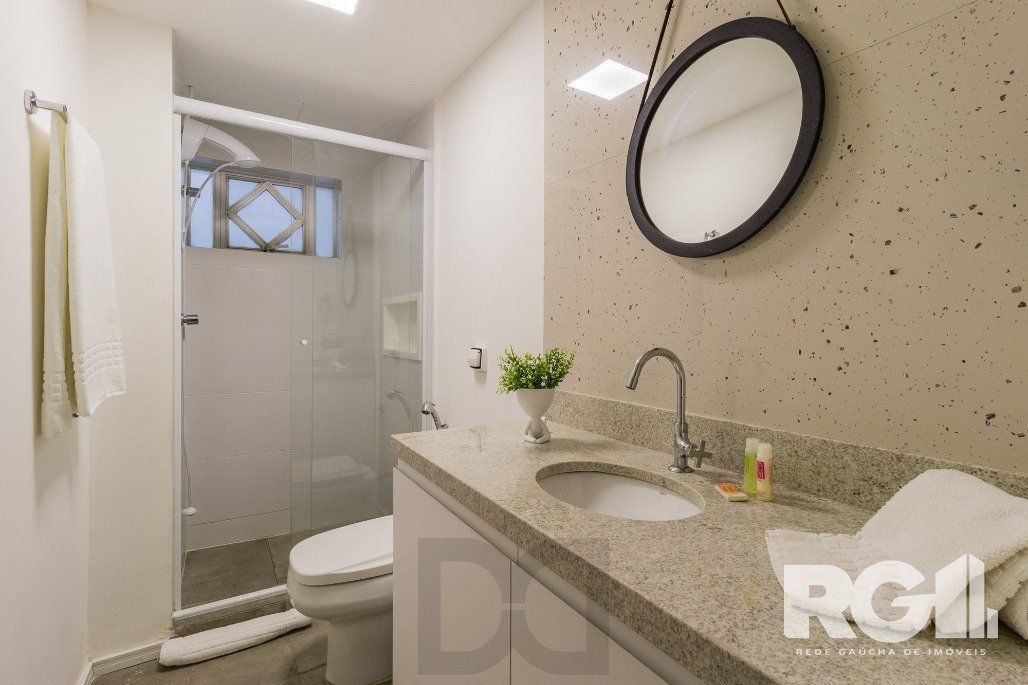 Studio com localização no Centro Histórico de Porto Alegre, uma das ruas mais charmosas e antigas de Porto Alegre. — foto 16