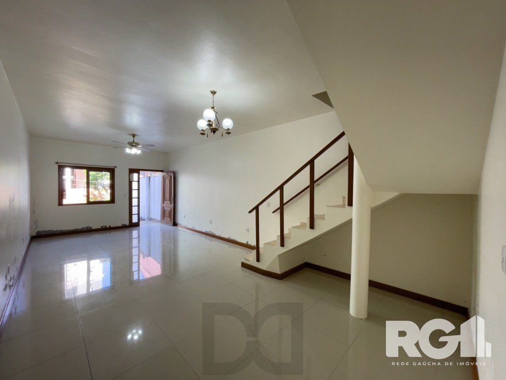 Casa 4 dormitórios na Azenha. — foto 1
