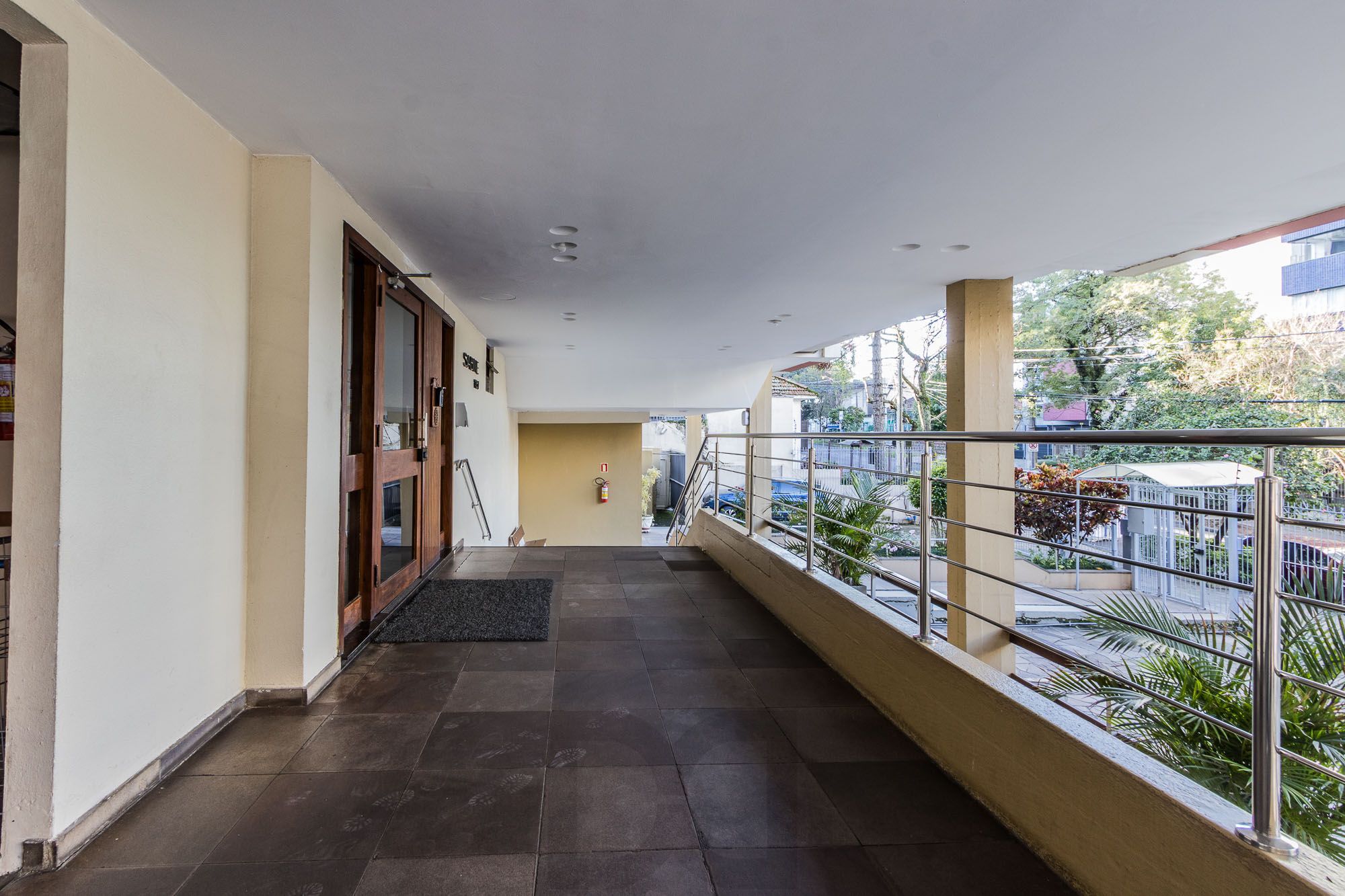 Oportunidade única: Apartamento com dois dormitórios e vaga de garagem à venda no coração do Bairro Higienópolis! — foto 37