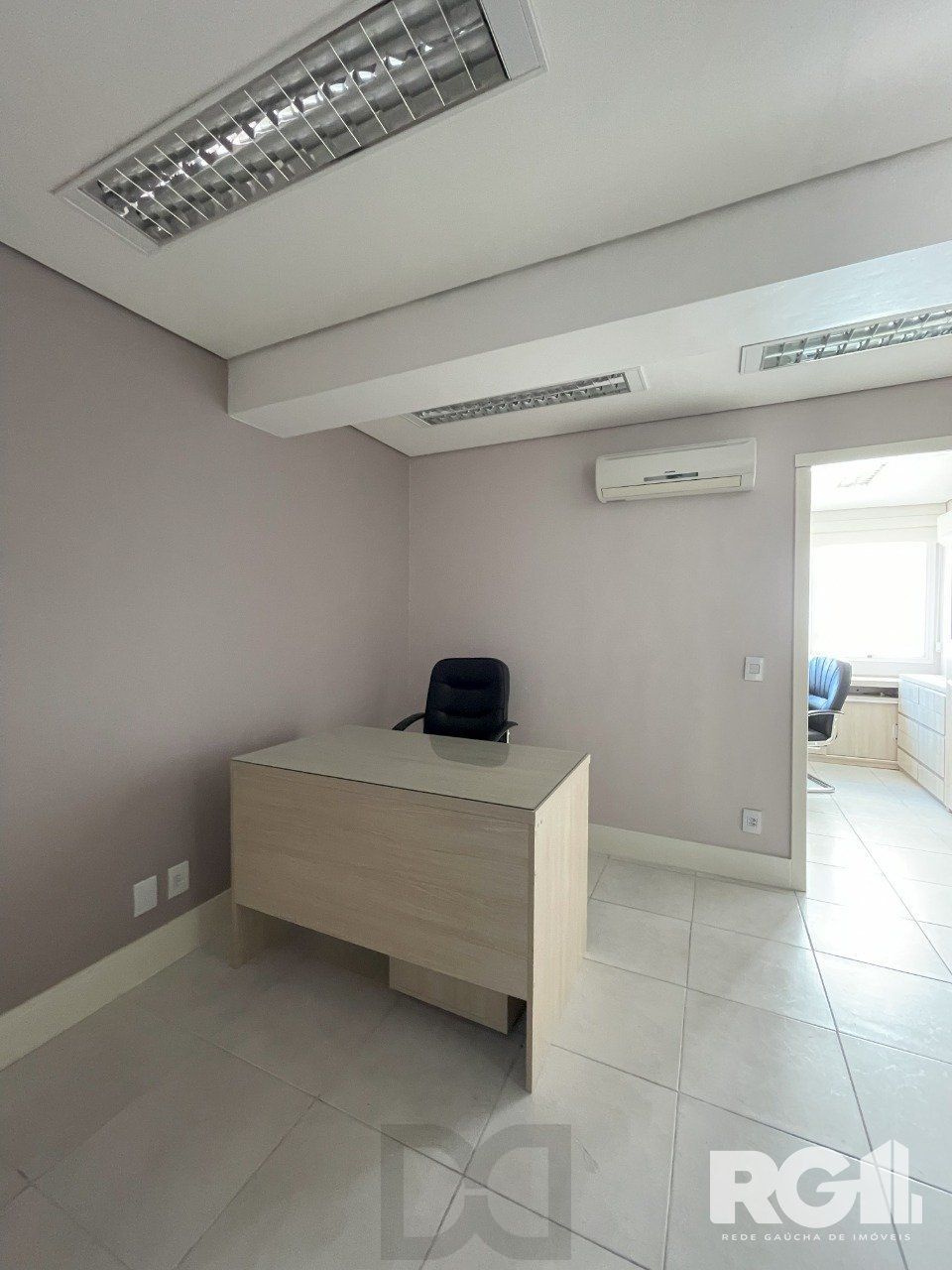 Excelente Sala Comercial com box na Bento/Partenon — foto 3