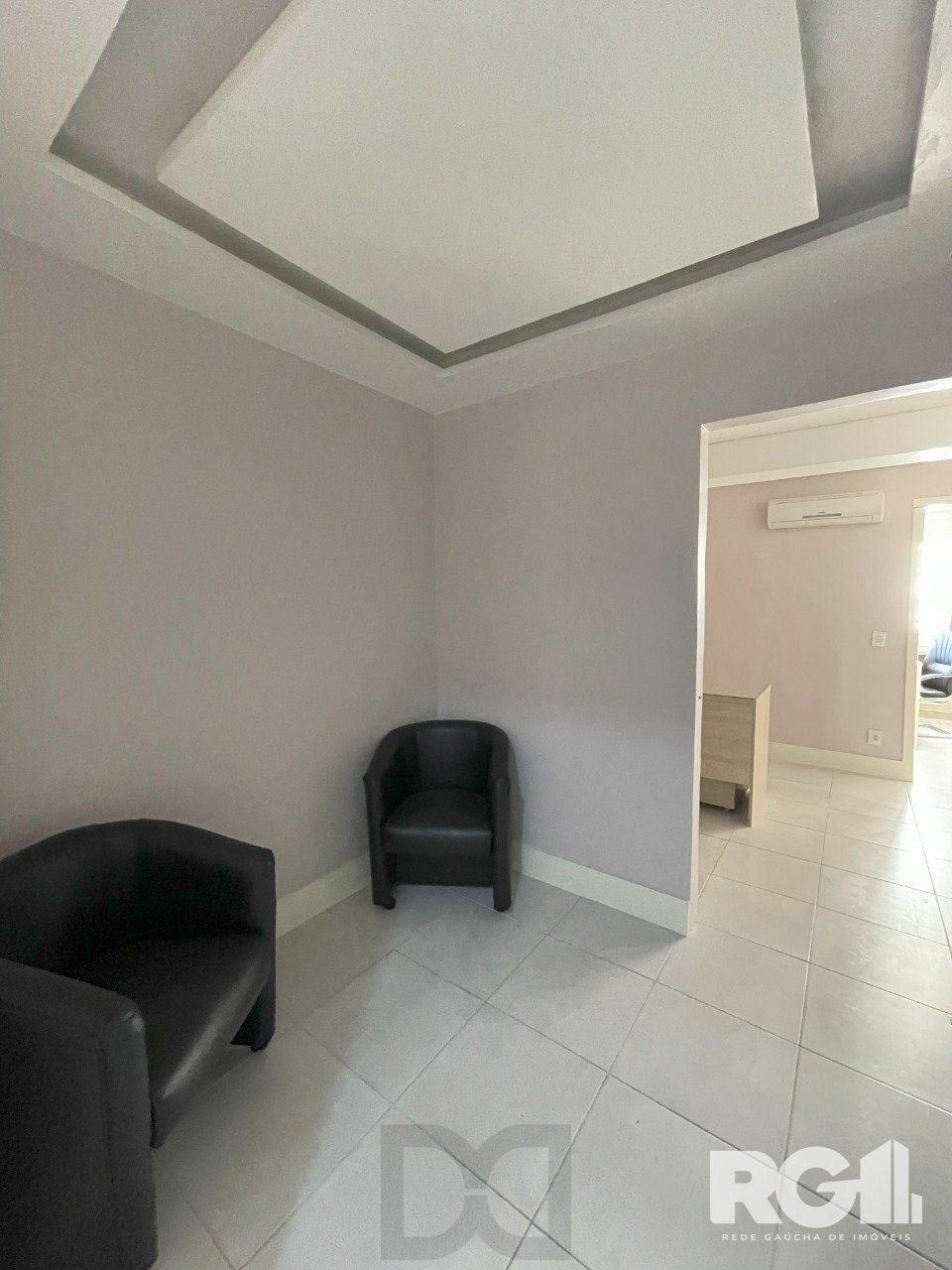 Excelente Sala Comercial com box na Bento/Partenon — foto 2