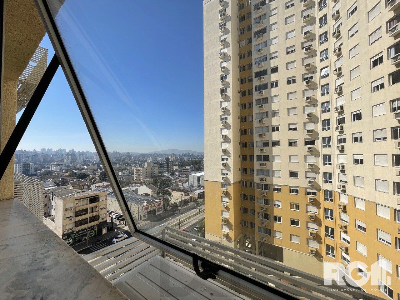 Excelente Sala Comercial com box na Bento/Partenon — foto 6