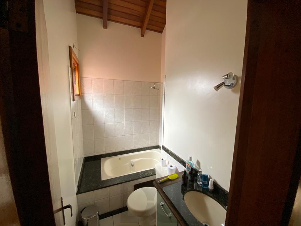 Excelente Casa no Condomínio Horizontal Residencial Valência bairro Tristeza — foto 7