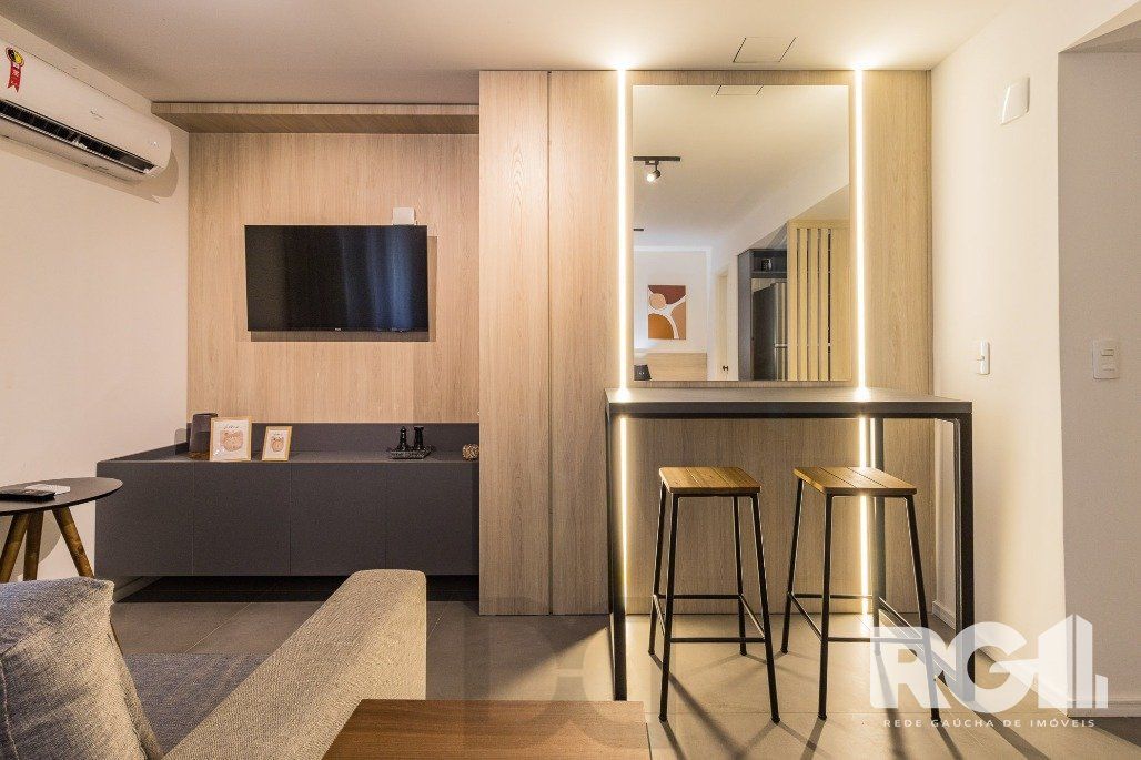 Imóvel em excelente localização no Centro de Porto Alegre, sendo uma opção ideal de moradia ou para investimento. Um novo conceito de viver. — foto 16