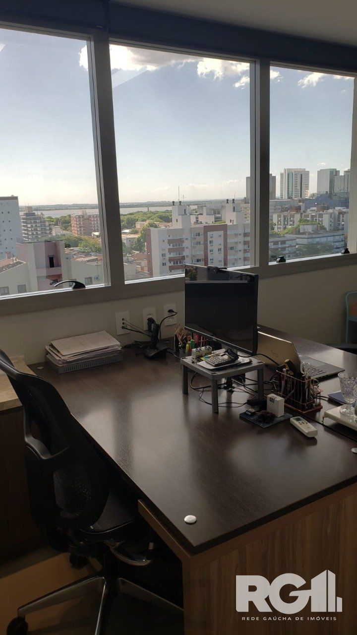SALA COMERCIAL NA AV. GETÚLIO VARGAS. — foto 9