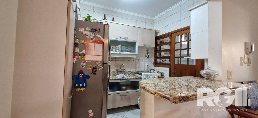 Sobrado com três dormitórios no Condoínio Residência Jardim Verde Ipanema. — foto 9
