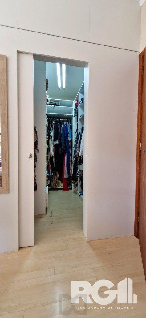 Sobrado com três dormitórios no Condoínio Residência Jardim Verde Ipanema. — foto 18