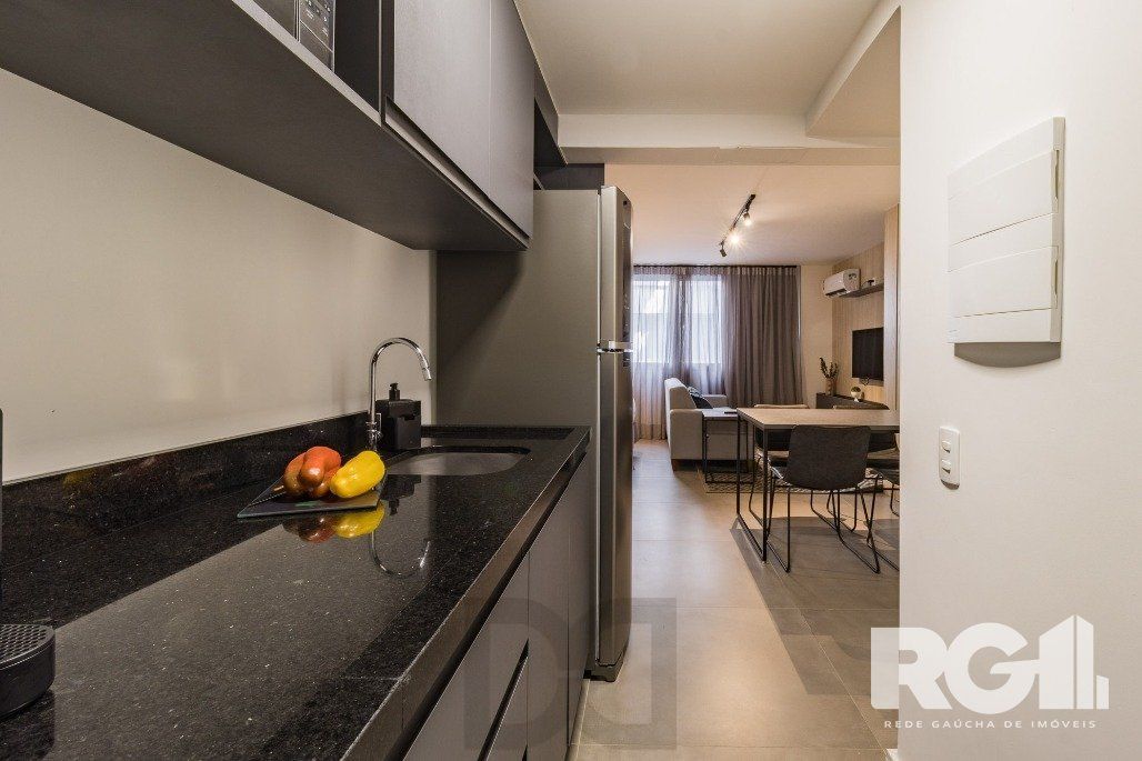 Studio com localização no Centro Histórico de Porto Alegre, uma das ruas mais charmosas e antigas de Porto Alegre. — foto 17