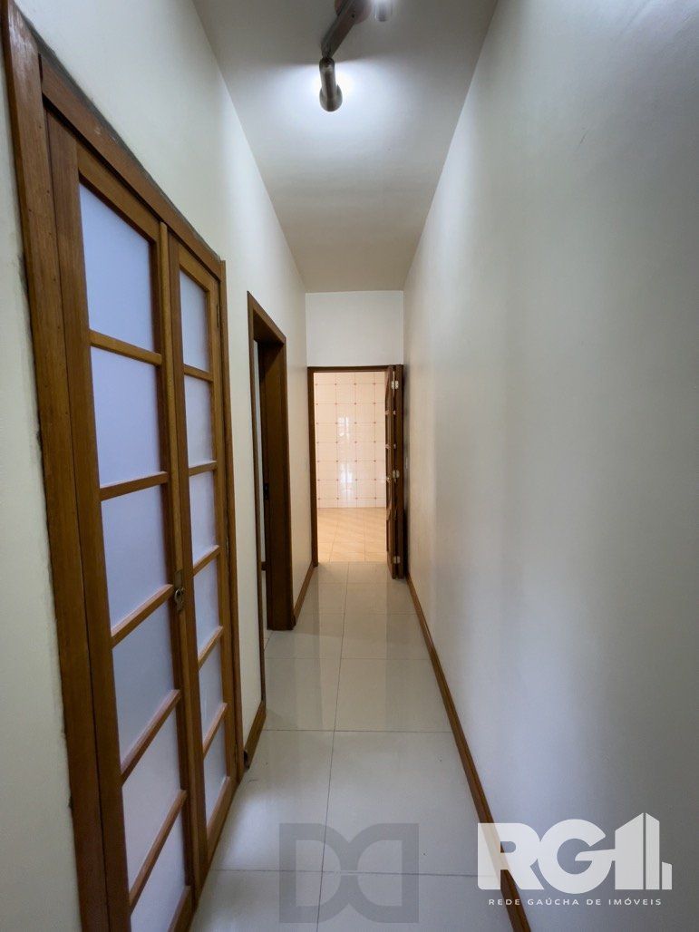 Casa 4 dormitórios na Azenha. — foto 8
