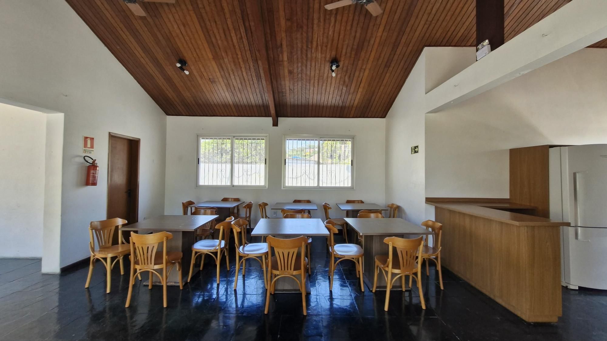 Excelente Apartamento de dois Dormitórios perto do Bourbon Aparício Borges. — foto 22