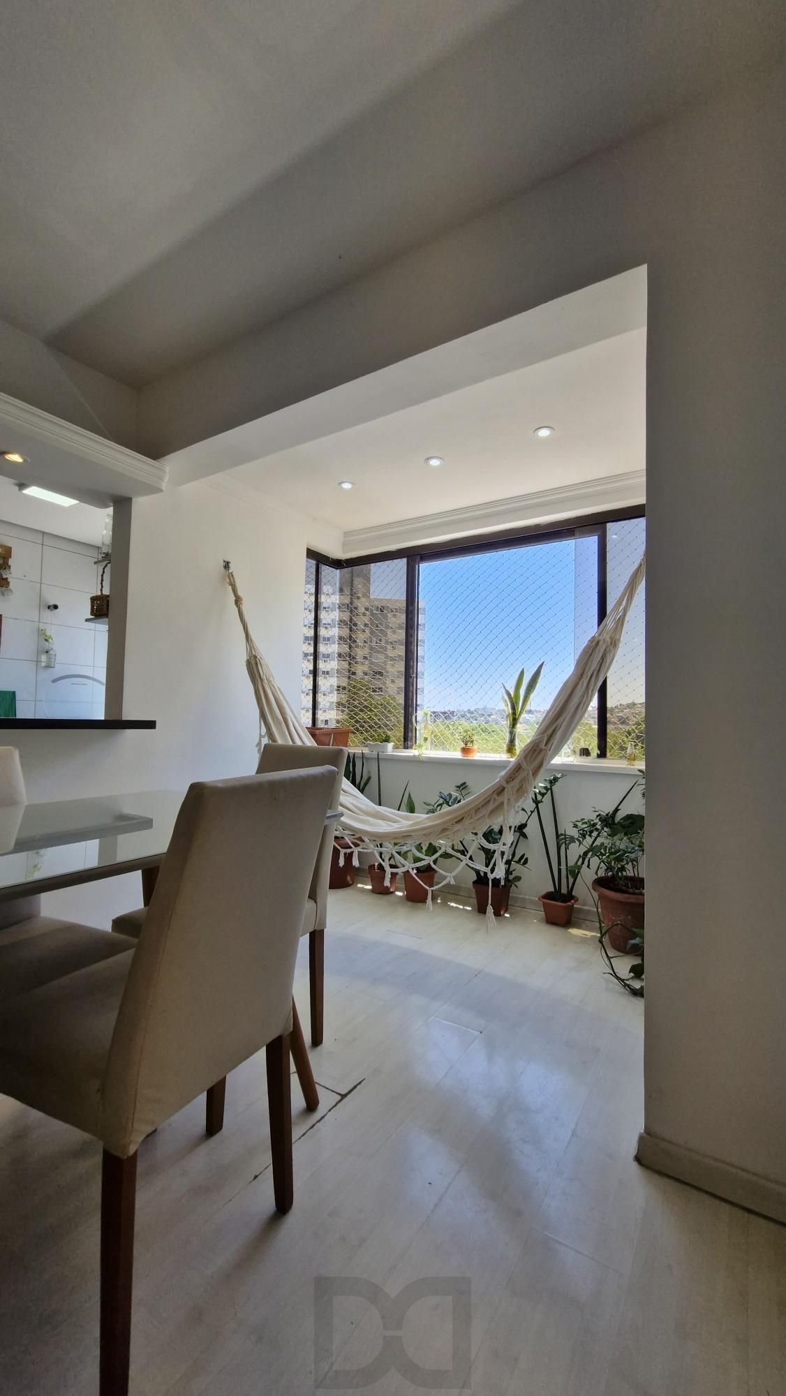 Excelente Apartamento de dois Dormitórios perto do Bourbon Aparício Borges. — foto 2