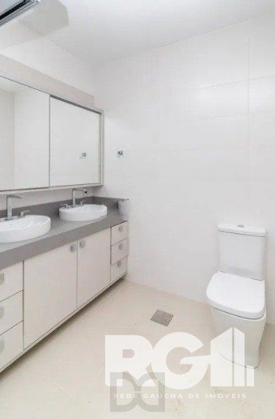 Ótima Residência com quatro dormitórios em Ipanema — foto 10