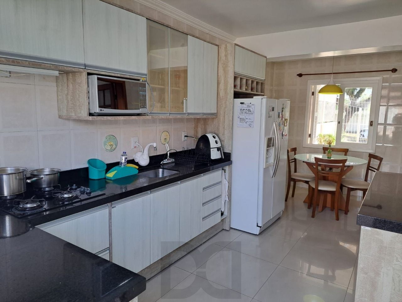 Sobrado 4 dormitorios com Excelente localização — foto 13