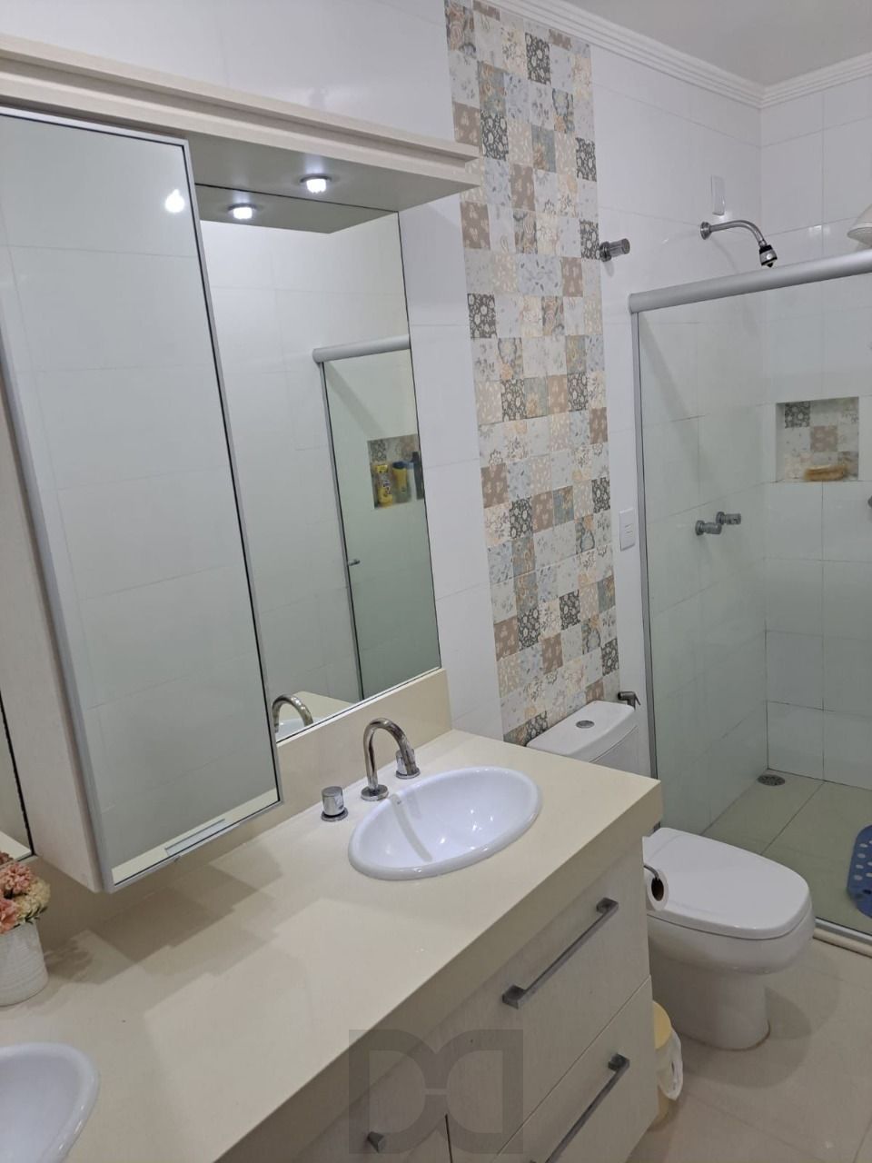 Sobrado 4 dormitorios com Excelente localização — foto 33