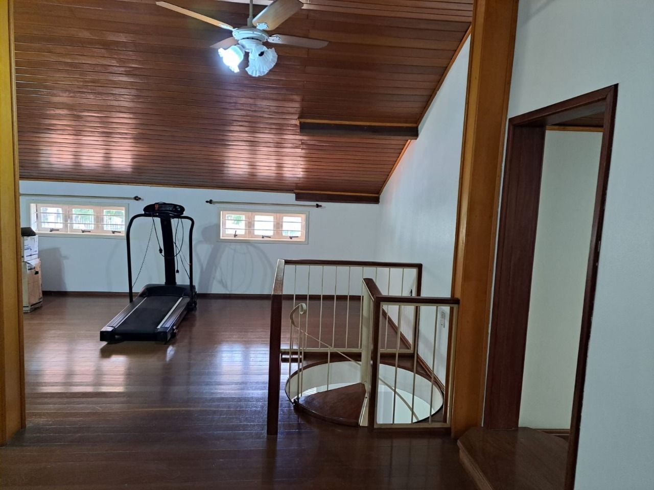Sobrado 4 dormitorios com Excelente localização — foto 10