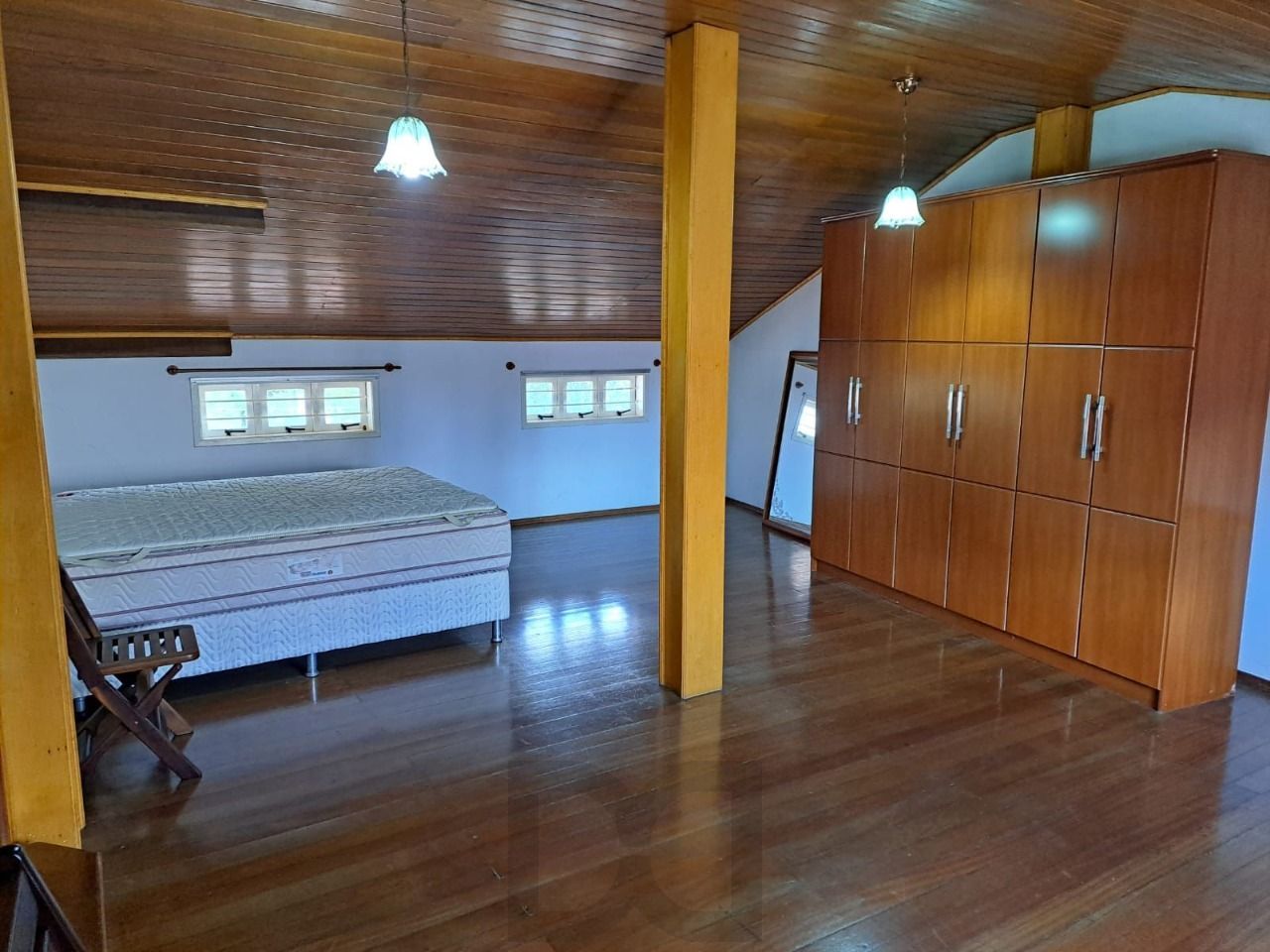 Sobrado 4 dormitorios com Excelente localização — foto 22