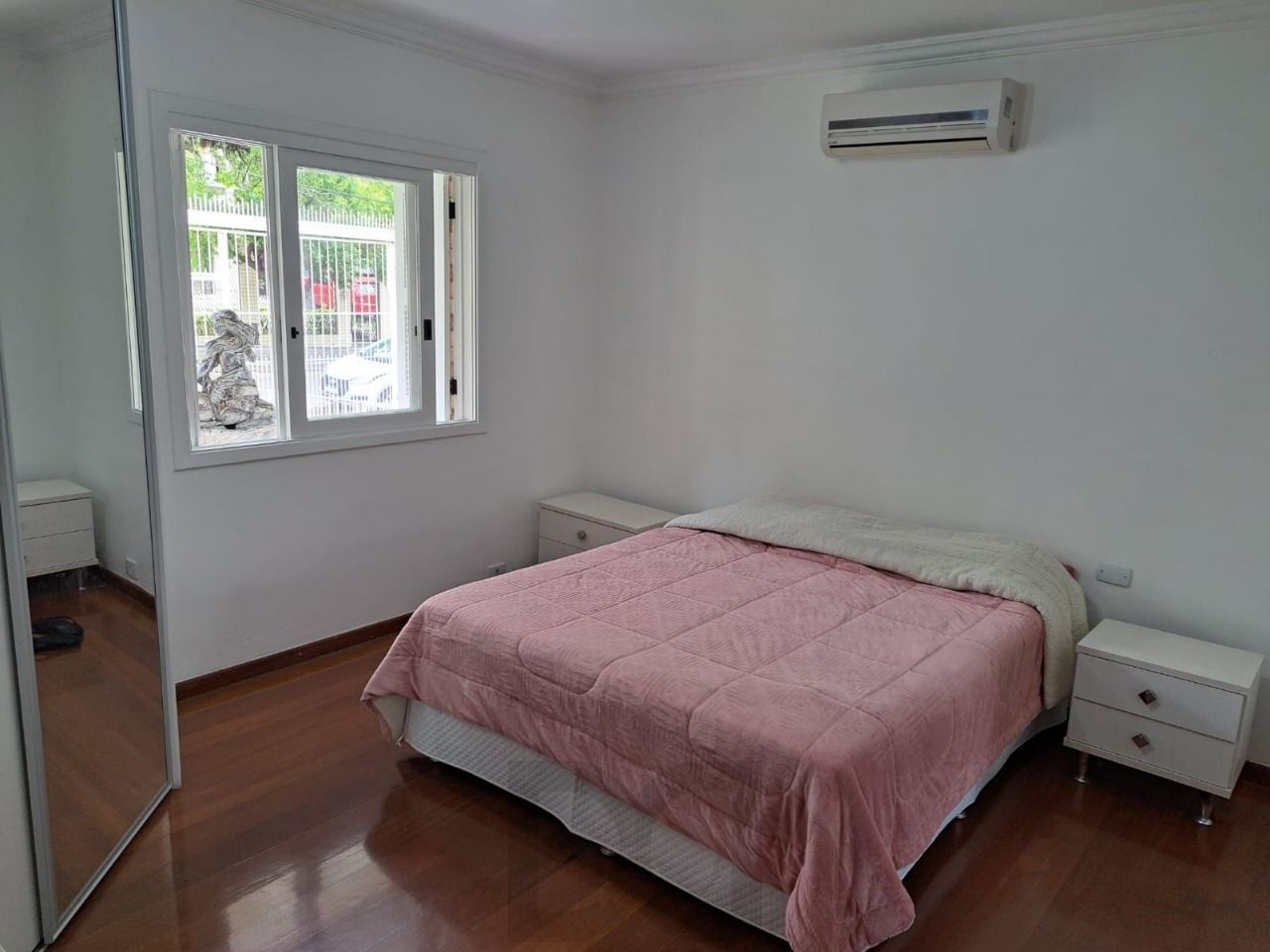 Sobrado 4 dormitorios com Excelente localização — foto 35