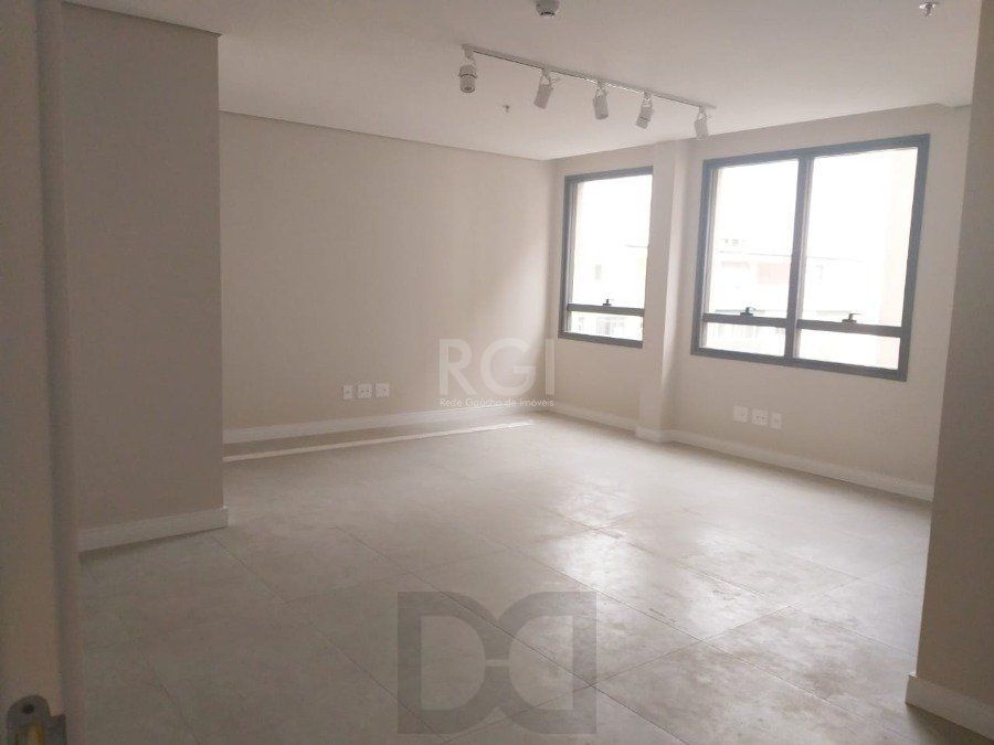 Conjunto/Sala para Venda - 37.56m², 0 dormitórios, 1 vaga - Moinhos de Vento — foto 5