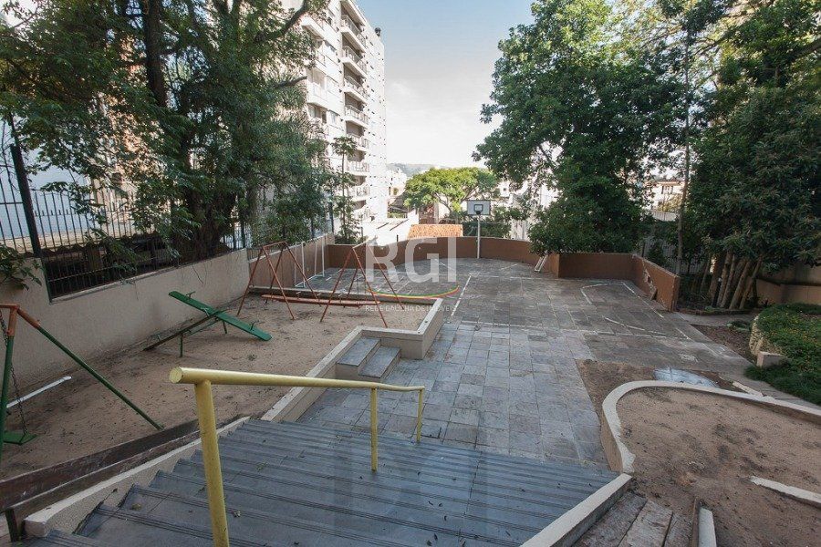 Apartamento para Venda - 122m², 3 dormitórios, 2 vagas - Petrópolis — foto 33