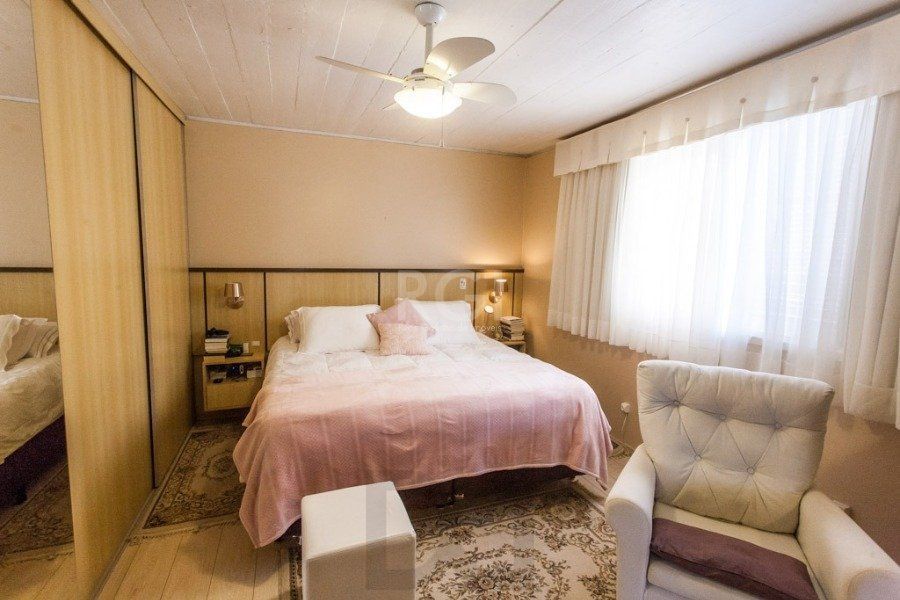 Casa para Venda - 400m², 3 dormitórios, sendo 1 suites, 5 vagas - Cristal — foto 21