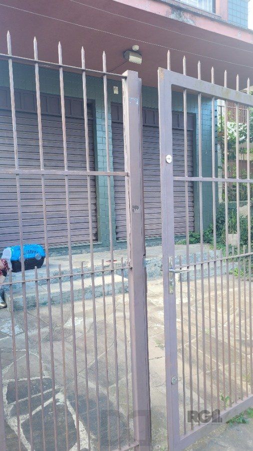 Excelente loja, prédio Misto, frente e lateral, podendo ser apto. — foto 9