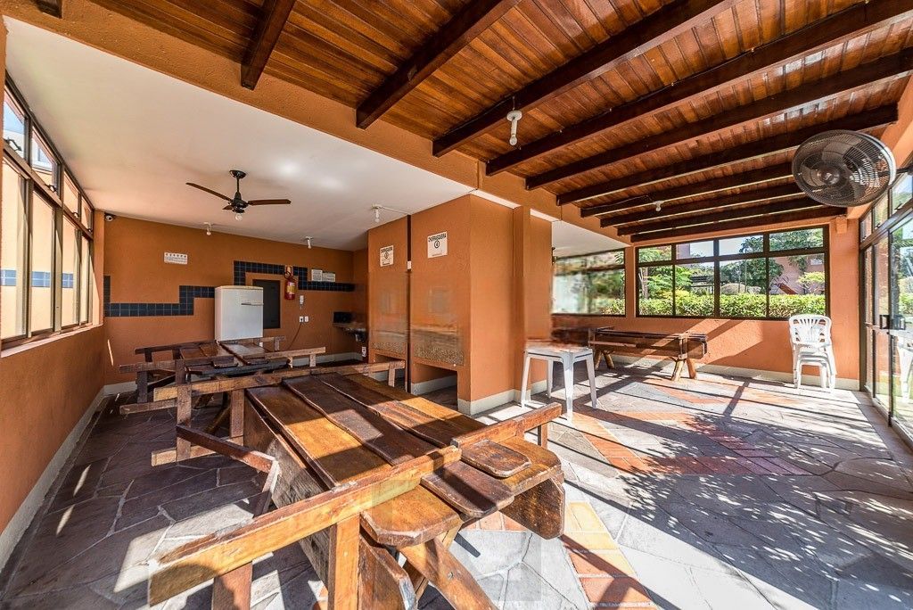 VENDA 2 DORMITÓRIOS, Ótima Localização GARAGEM ELEVADOR  ALTO PETROPOLIS — foto 30