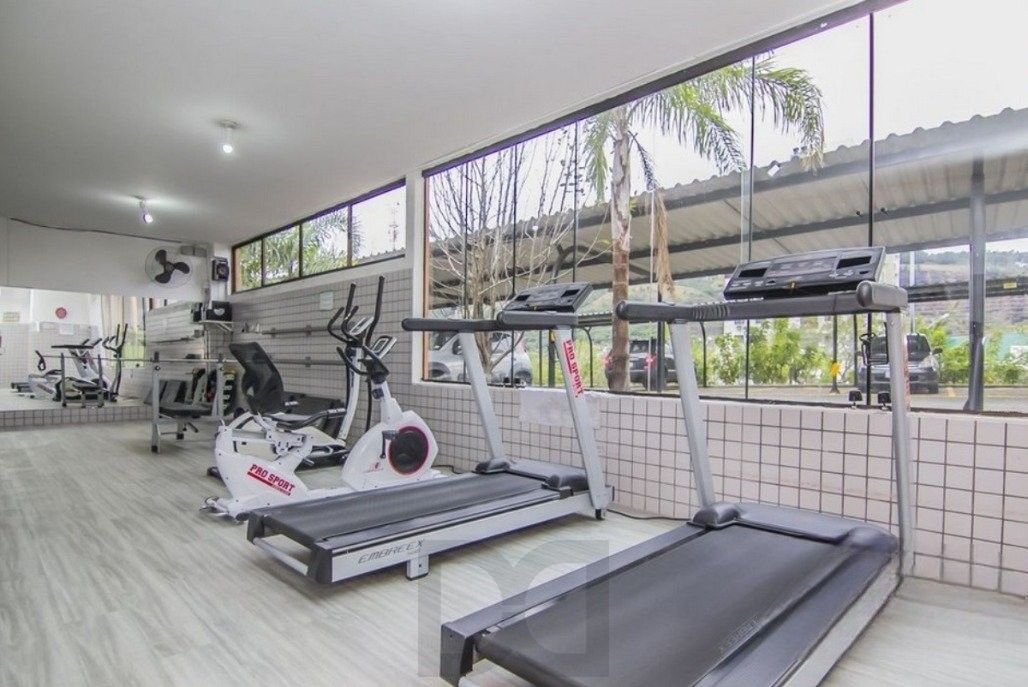 VENDA 2 DORMITÓRIOS, Ótima Localização GARAGEM ELEVADOR  ALTO PETROPOLIS — foto 5